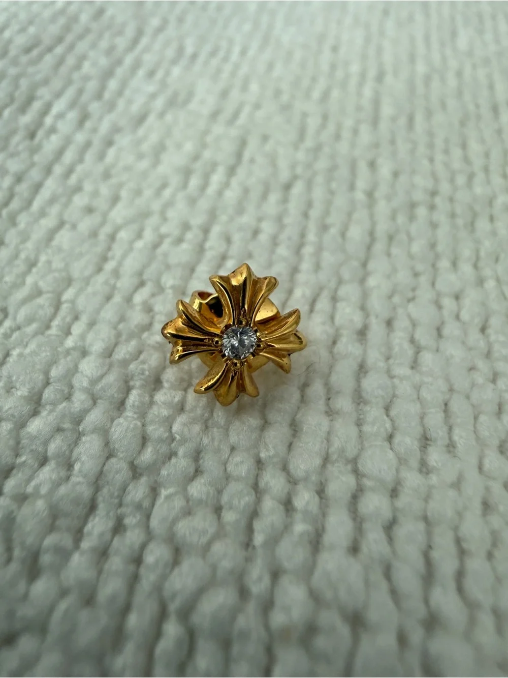 Chrome Hearts 22K Yellow Gold Tiny Plus Cross Earring Single Natural Diamond